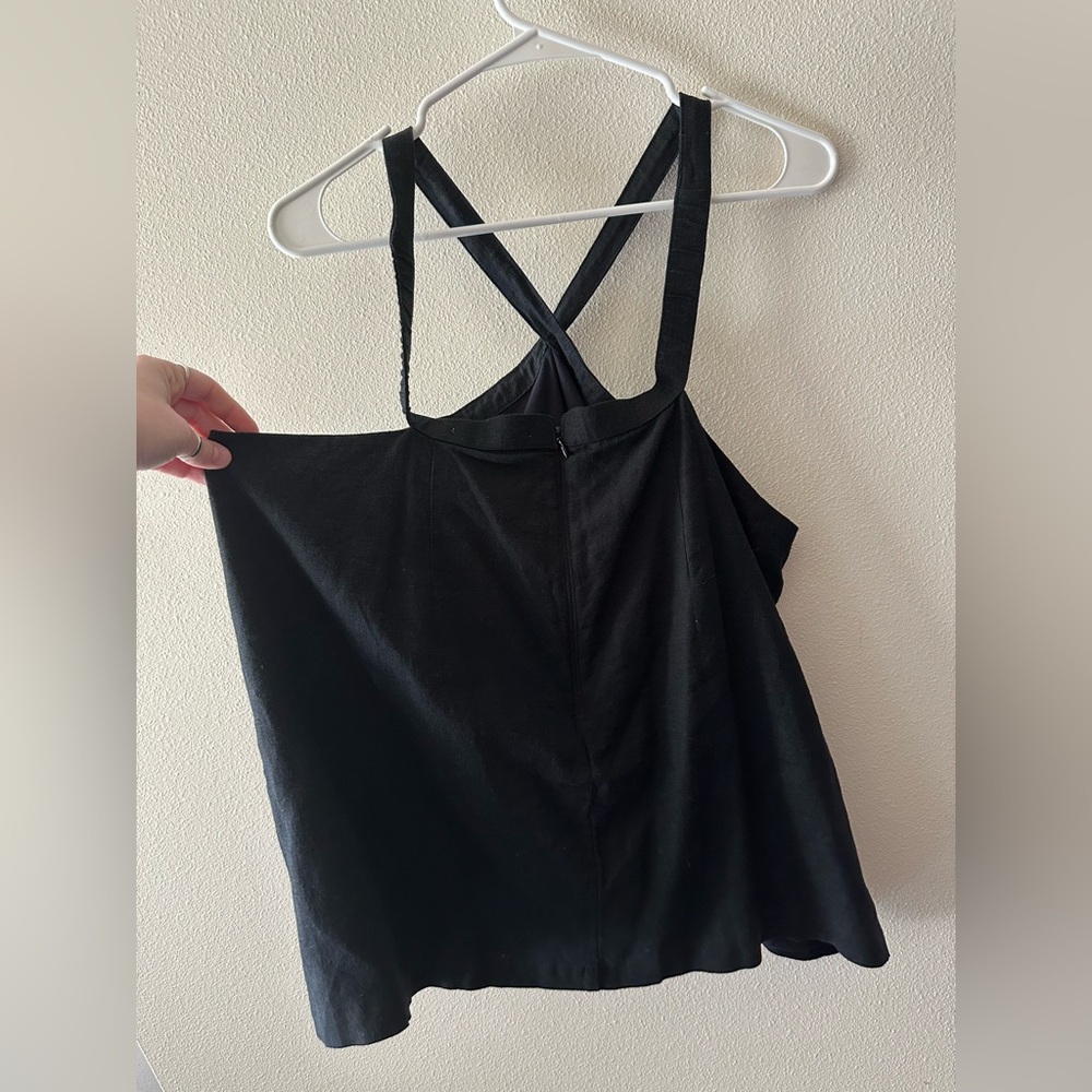 NWT Abercrombie and fitch black criss cross front black tank blouse size XL - Picture 2 of 6